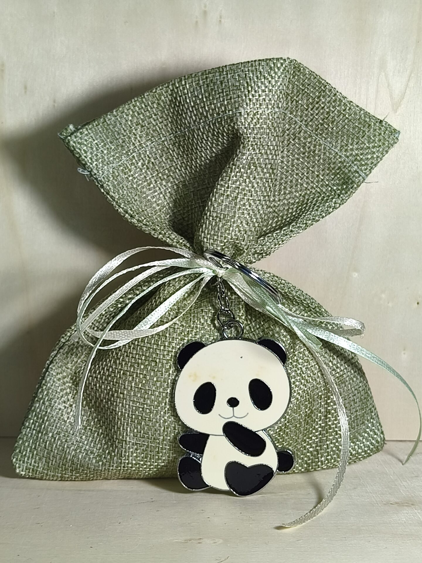 Mπομπονιερα Βαπτισης Πουγκι Καμβας+Panda Μπρελοκ