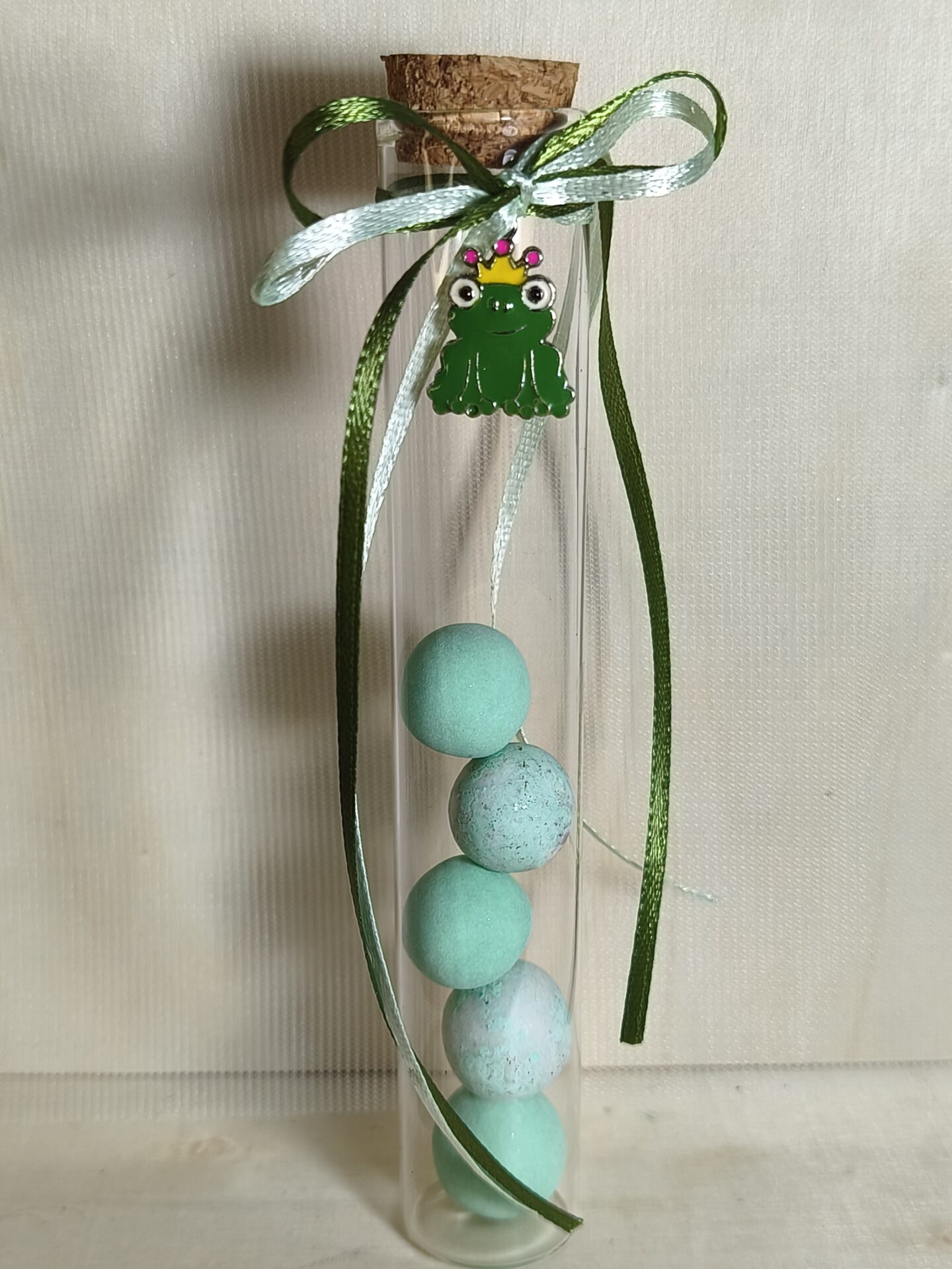 Mπομπονιερα Βαπτισης Δοκιμαστικος Σωληνας+Βατραχακι