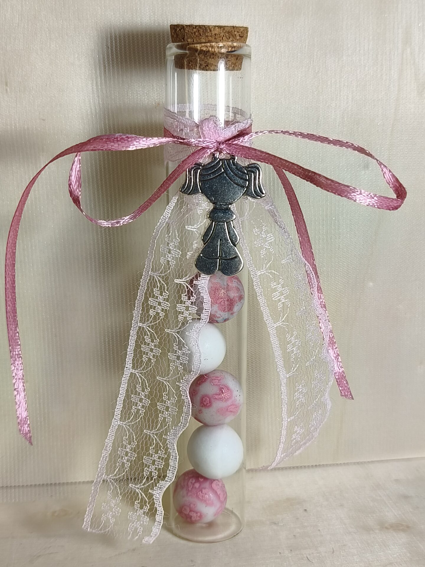 Mπομπονιερα Βαπτισης Δοκιμαστικος Σωληνας+Κοριτσακι Με Δαντελα