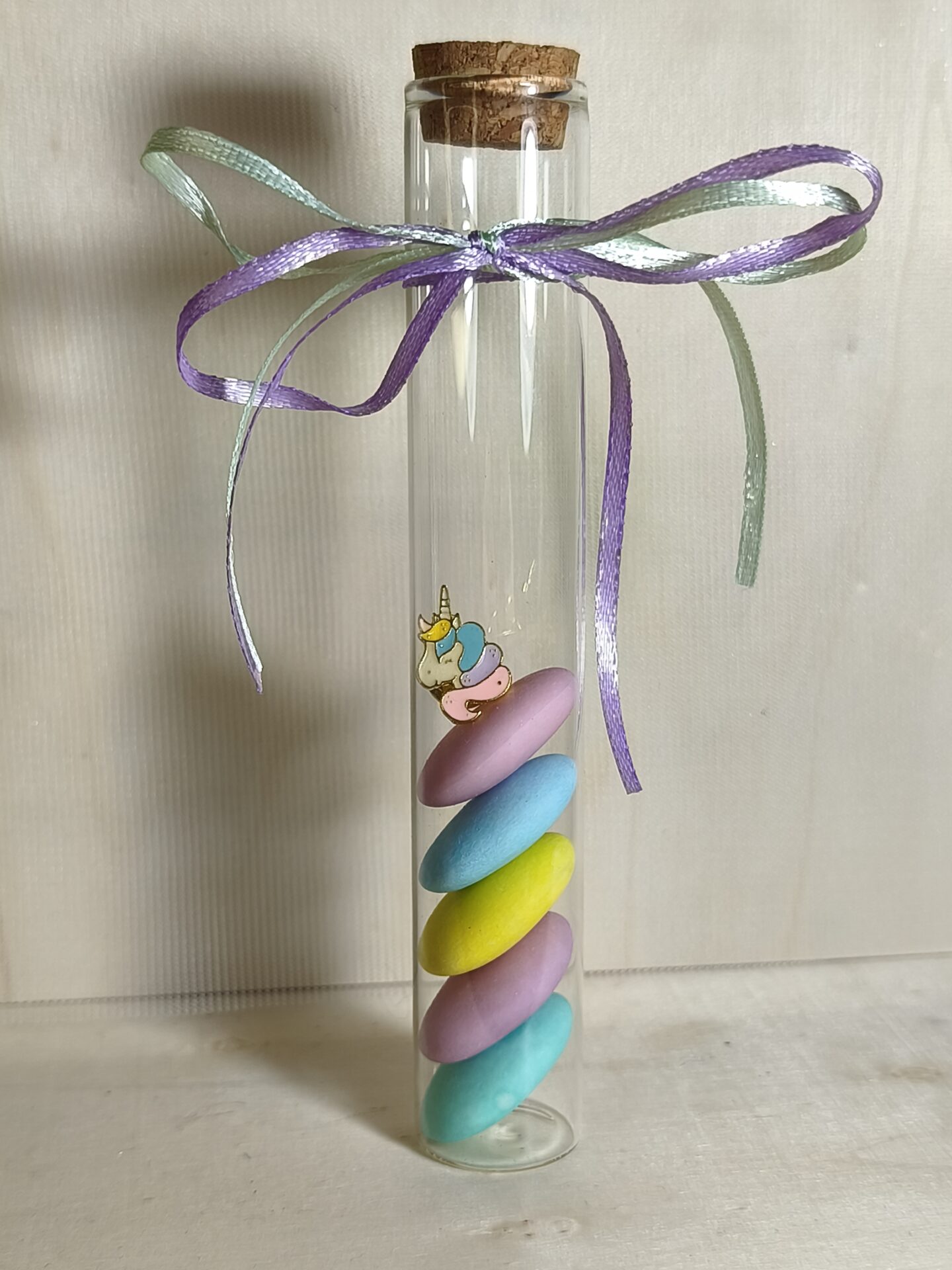 Mπομπονιερα Βαπτισης Δοκιμαστικος Σωληνας +Μονοκερος Καρφιτσα