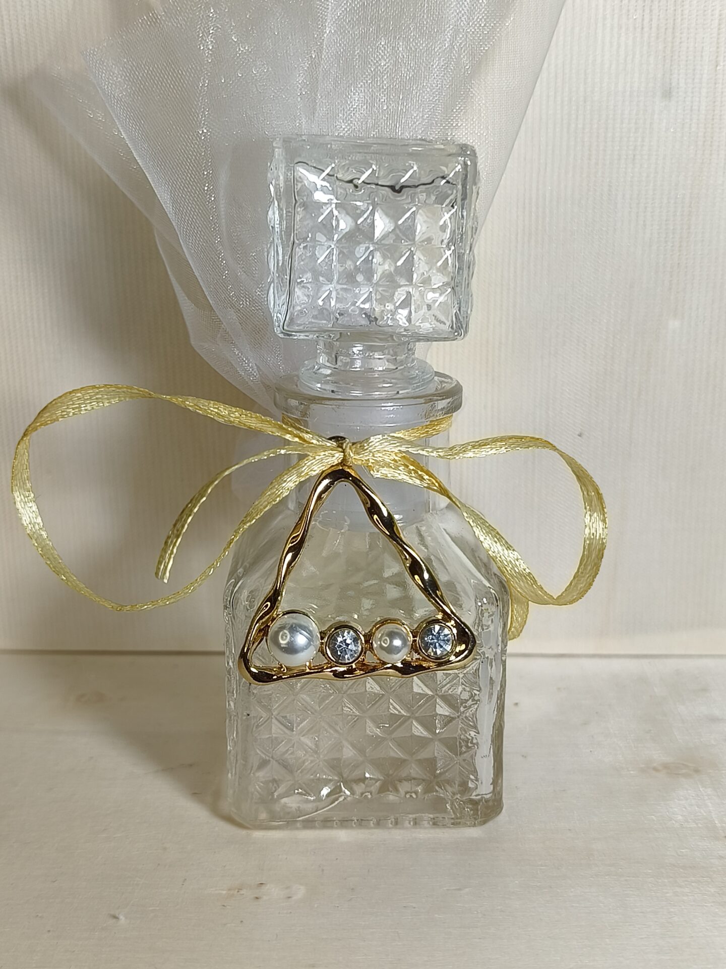 Mπομπονιερα Γαμου Μπουκαλακι 60ml + Τριγωνο Με Περλα κ Στρας