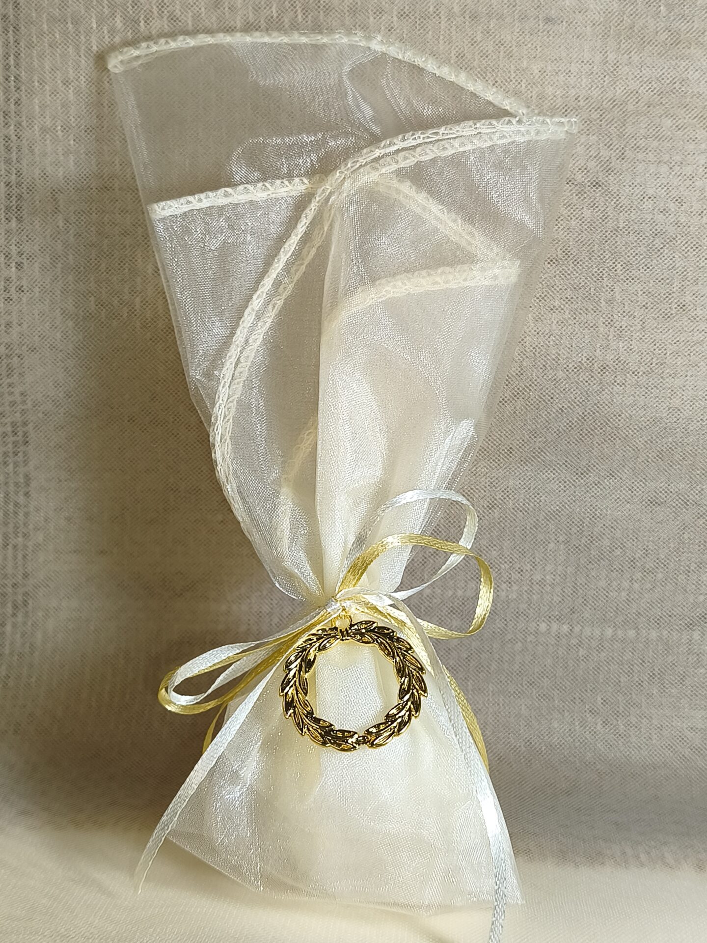 Mπομπονιερα Γαμου Μαντηλι Οργαντινα Με Τελειωμα+Στεφανι Ελιας