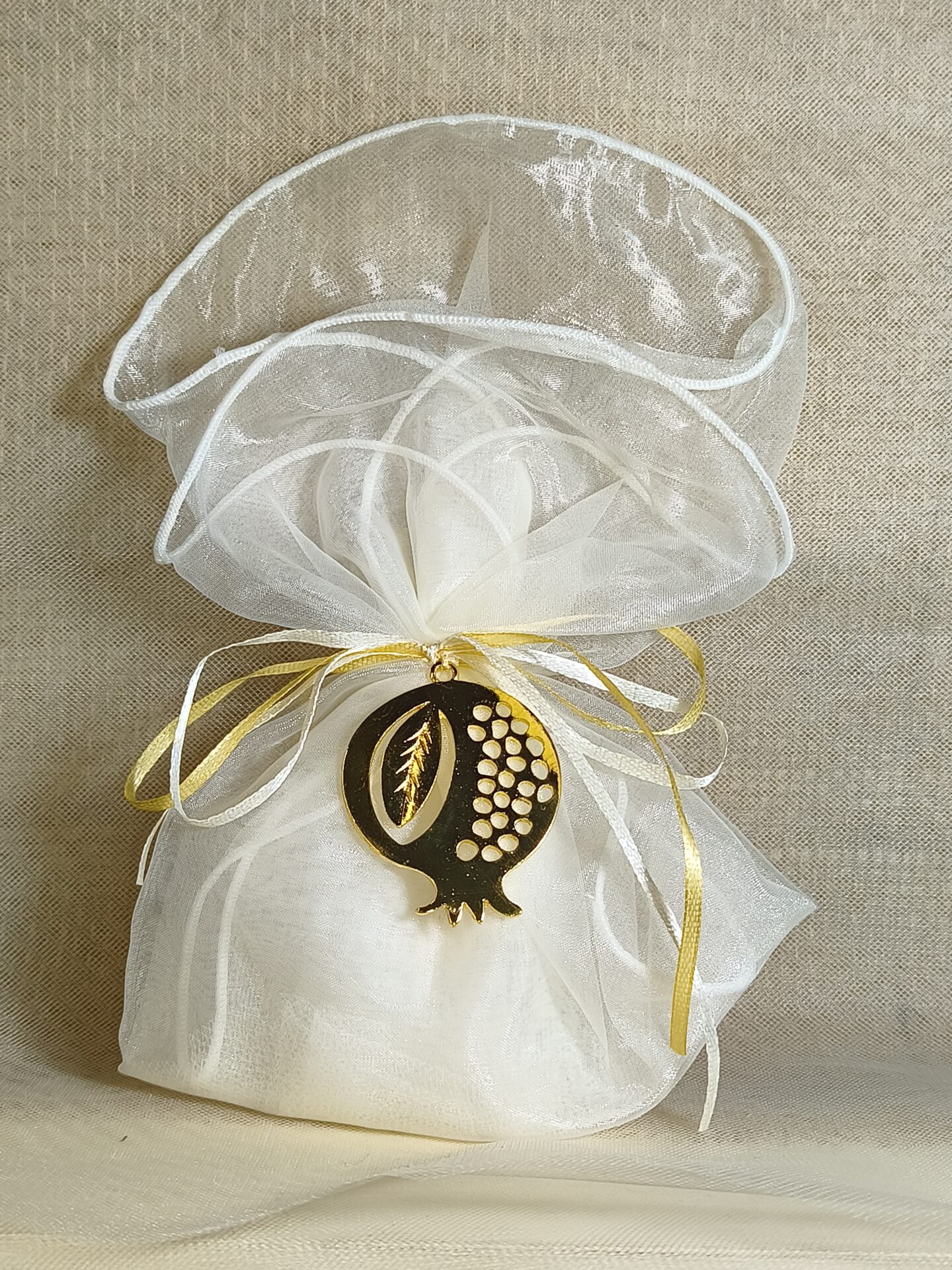 Mπομπονιερα Γαμου Μαντηλι Οργαντινα Με Τελειωμα +Ροδι