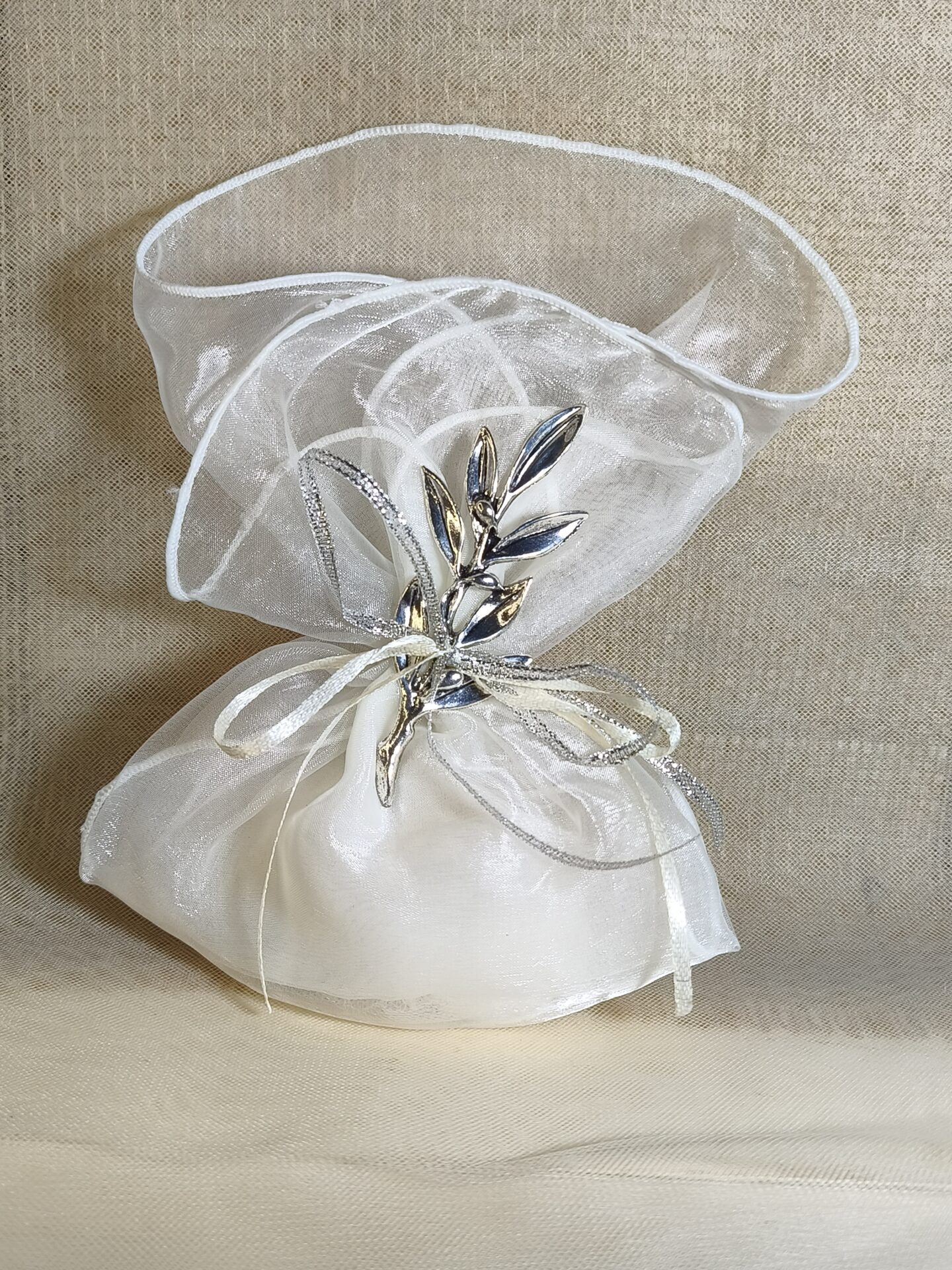 Mπομπονιερα Γαμου Μαντηλι Με Τελειωμα+Κλαδι Ελιας