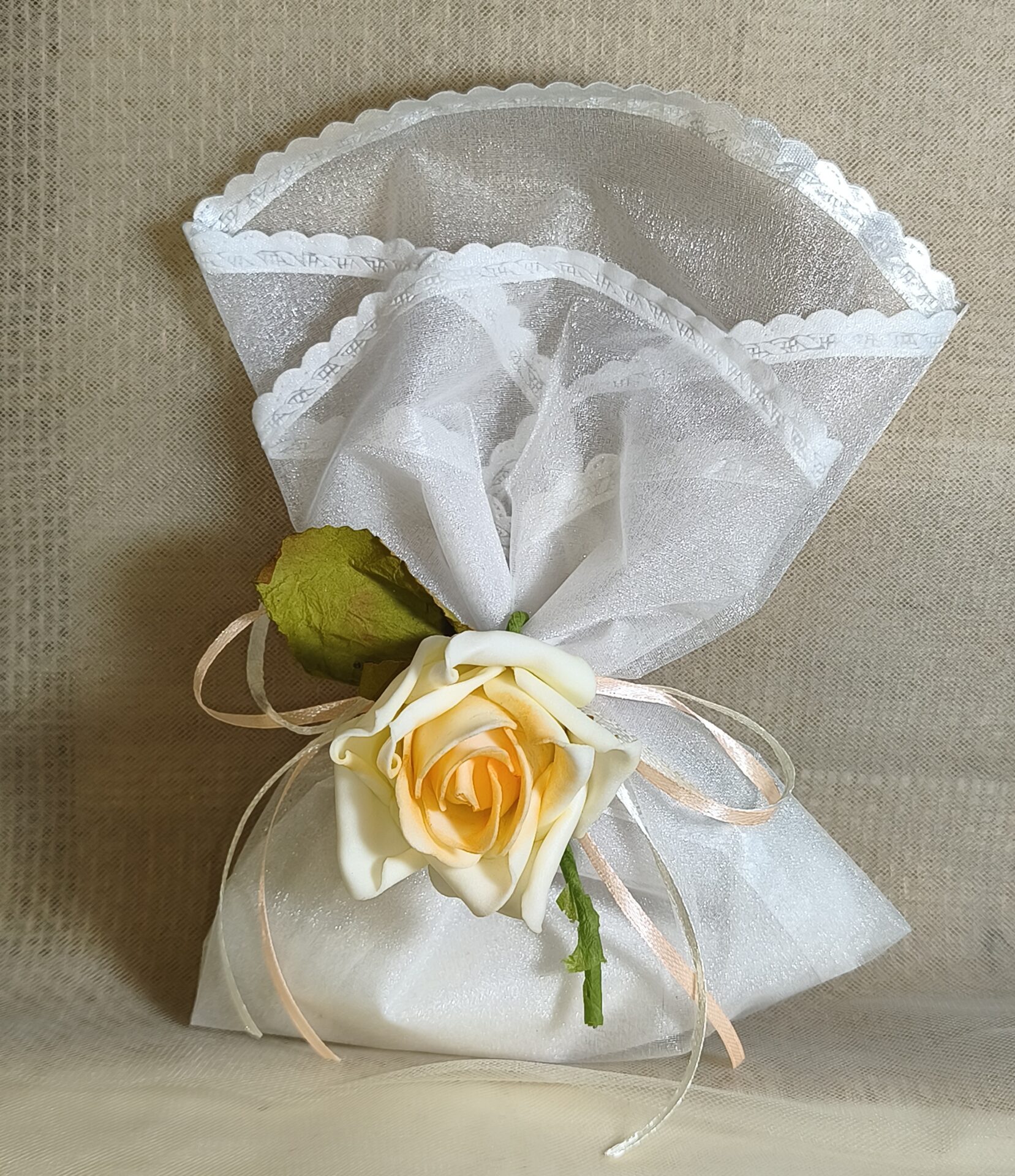 Mπομπονιερα Γαμου Μαντηλι Με Τελειωμα+Τριανταφυλλο