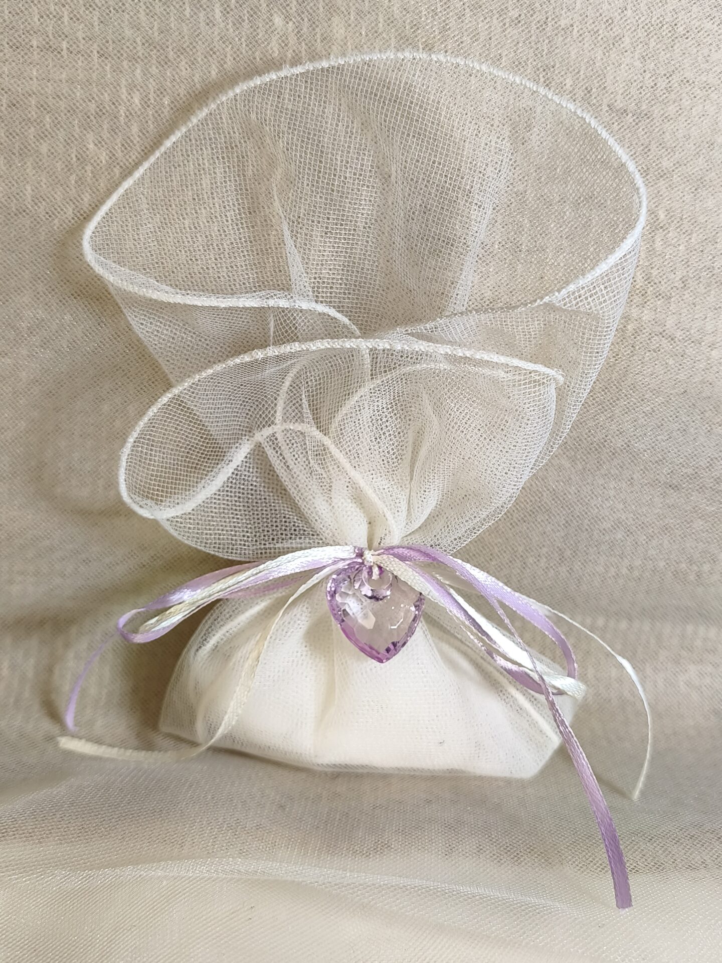 Mπομπονιερα Γαμου Μαντηλι Τουλι Με Τελειωμα +Καρδια