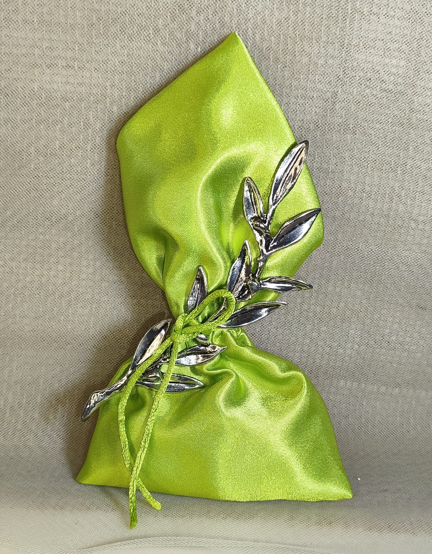 Mπομπονιερα Γαμου Πουγκι Σατεν+Κλαδι Ελιας