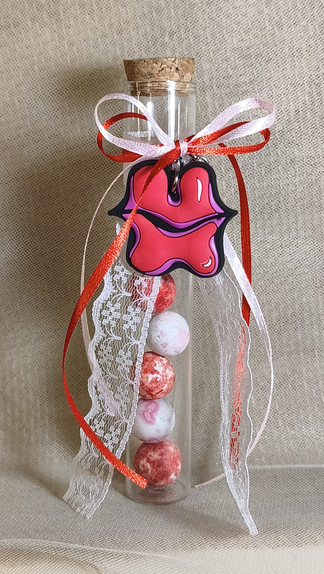 Mπομπονιερα Βαπτισης Δοκιμαστικος Σωληνας+Μπρελοκ Για Κοριτσακι Με Δαντελα