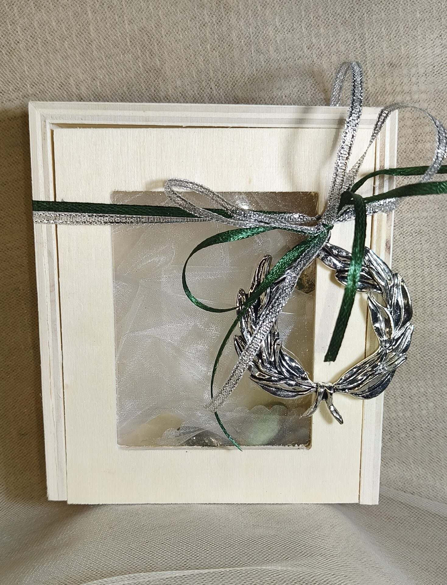 Mπομπονιερα Γαμου Kουτακι Σε Φυσικο Προσκλητηριου+Στεφανι Ελιας