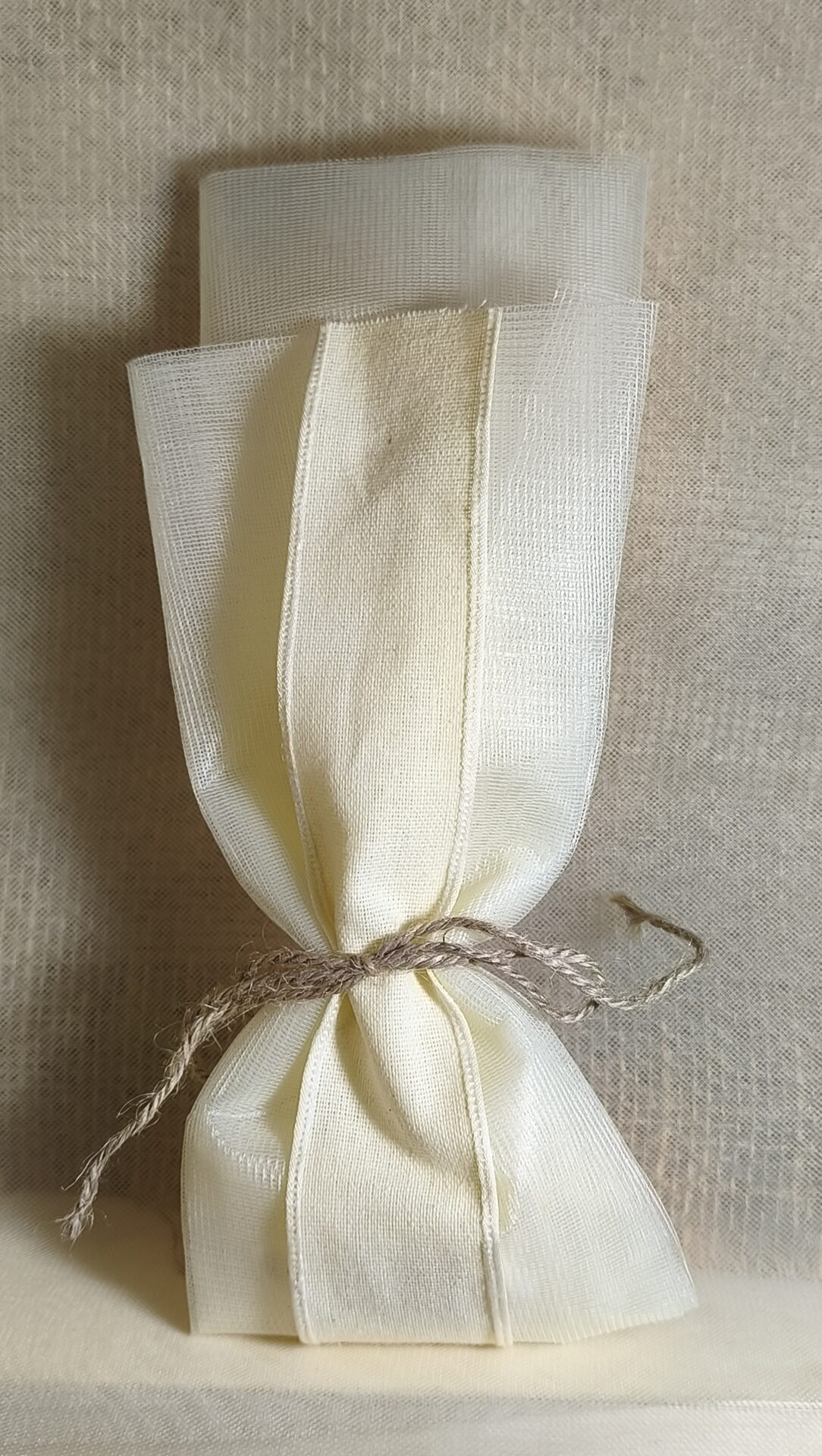 Mπομπονιερα Γαμου Τουλι Υφασμα + Κορδελα 4cm