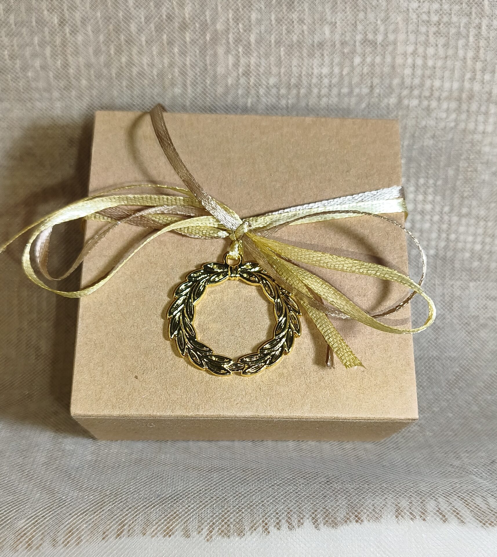 Mπομπονιερα Γαμου Κουτακι Craft +Στεφανι Ελιας