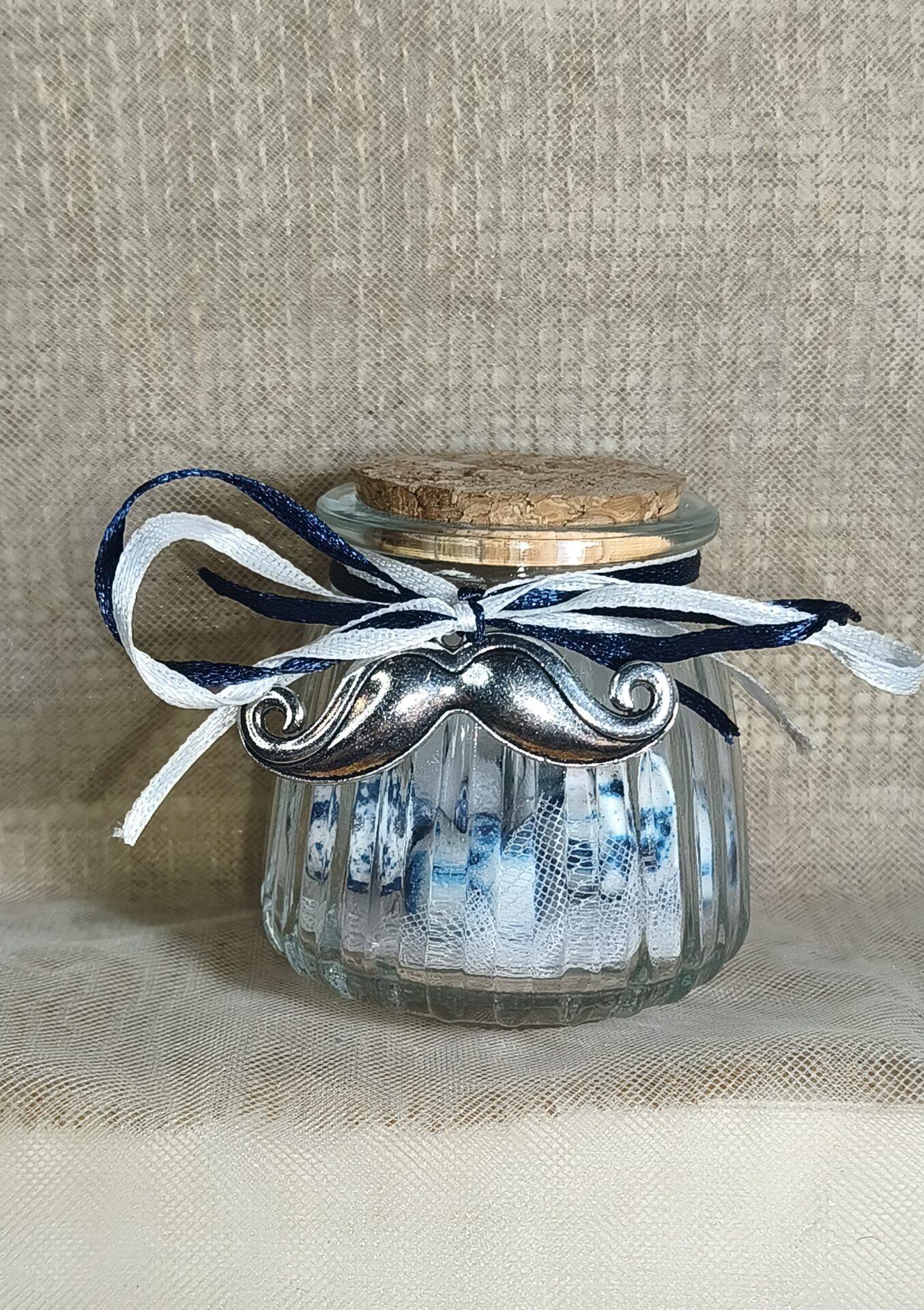 Μπομπονιερα Βαπτισης Βαζακι Αναγλυφο+Μουστακι