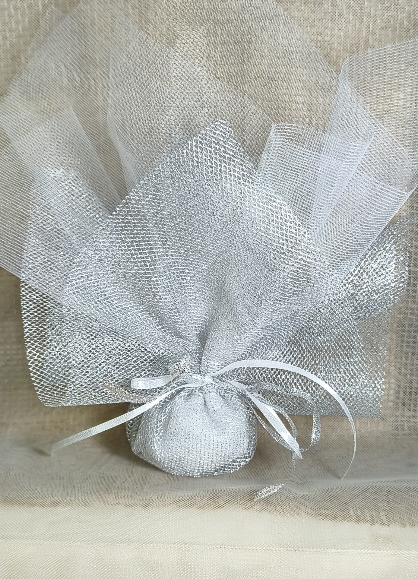 Mπομπονιερα Γαμου Τουλι Ασημι+Τουλι Οργαντζα