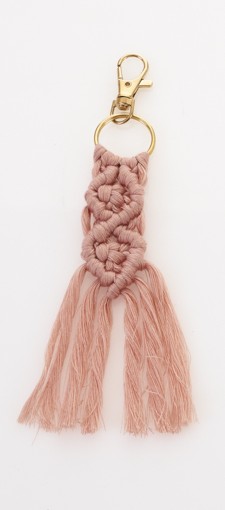 Mπομπονιερα Βαπτισης Μακραμε Μπρελοκ Σ Μηλο