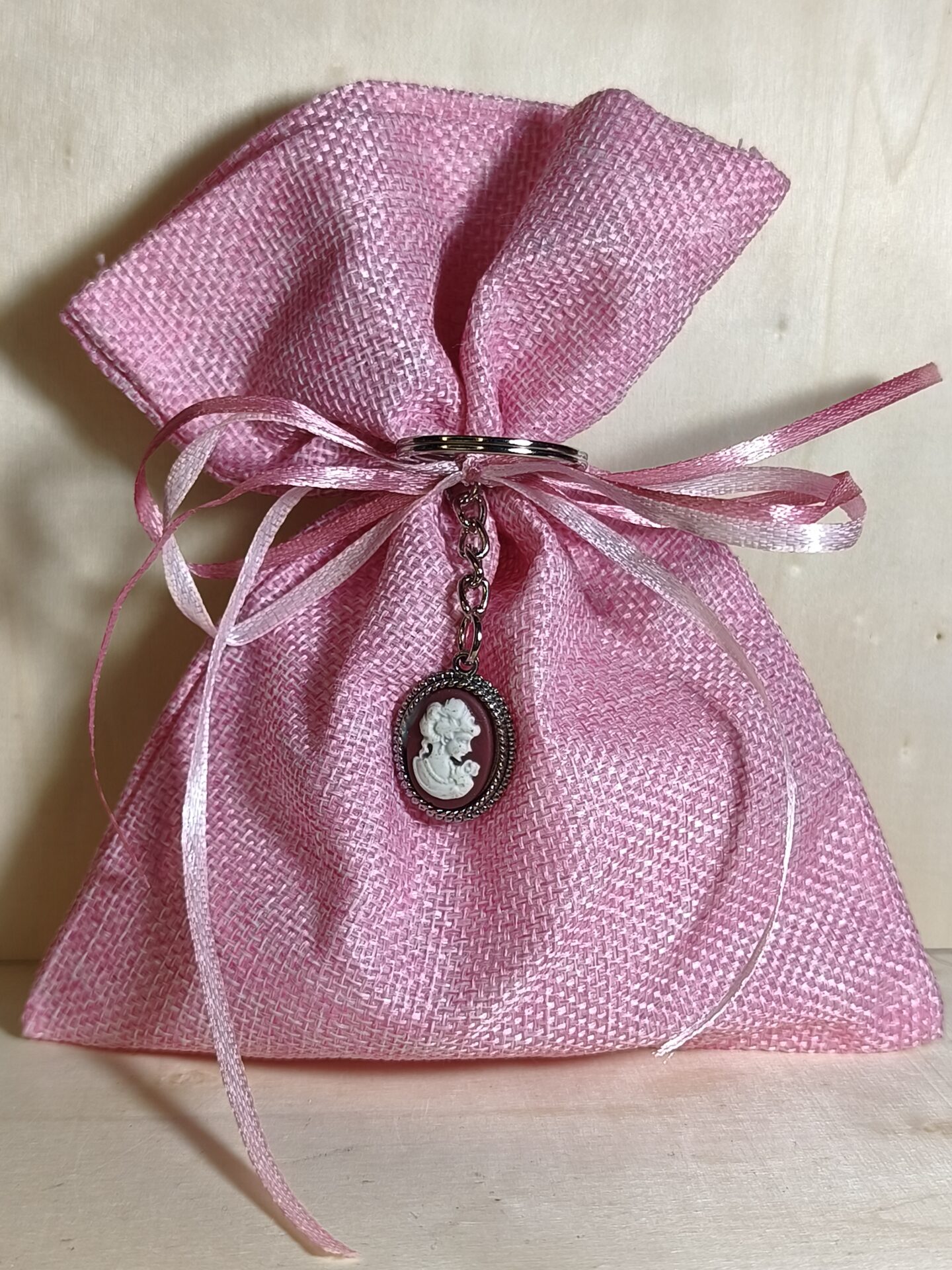 Mπομπονιερα Βαπτισης Πουγκι Καμβας+Κοριτσακι vintage Μπρελοκ