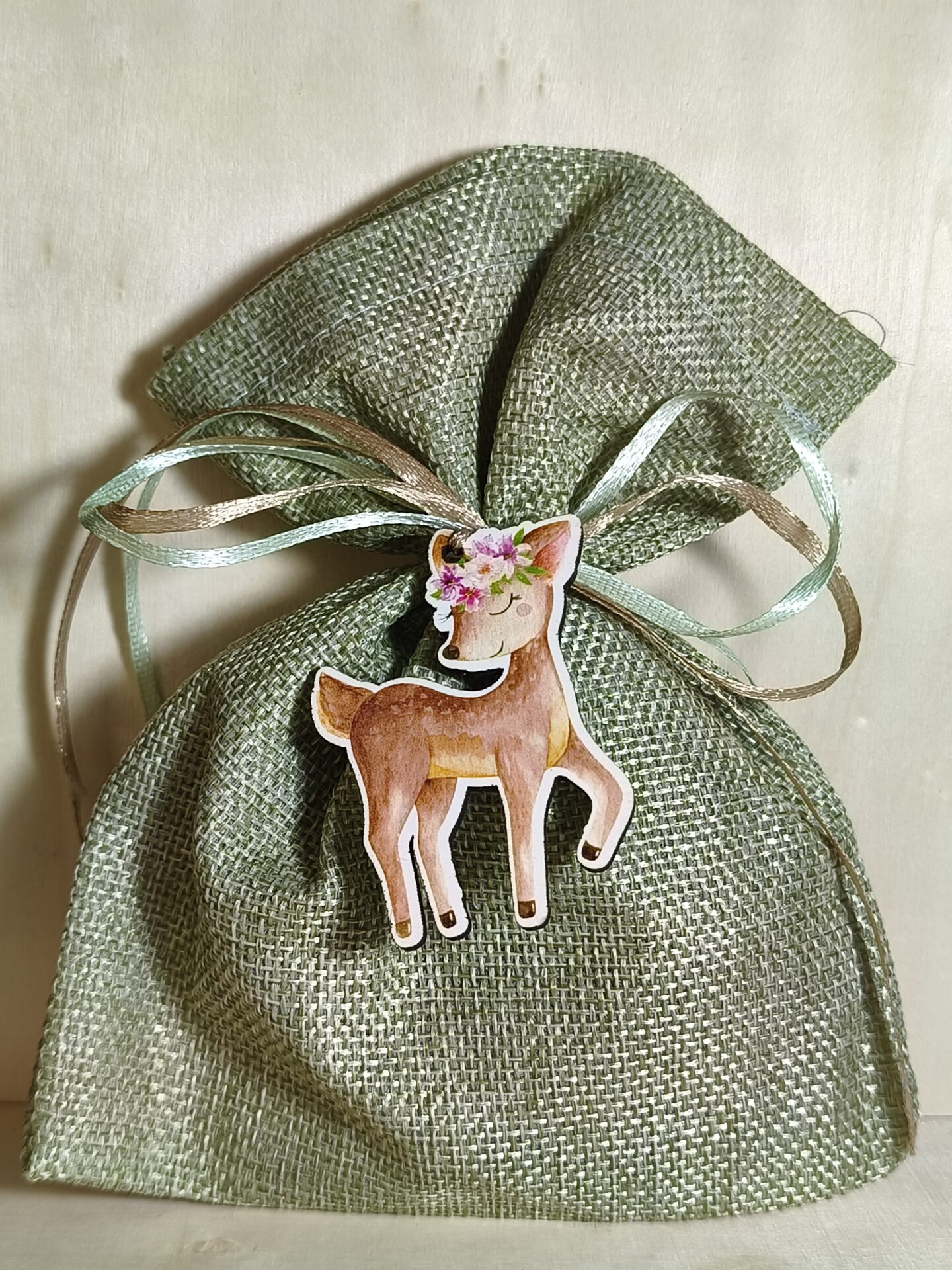 Mπομπονιερα Βαπτισης Πουγκι Καμβας+Ελαφακι Μαγνητακι