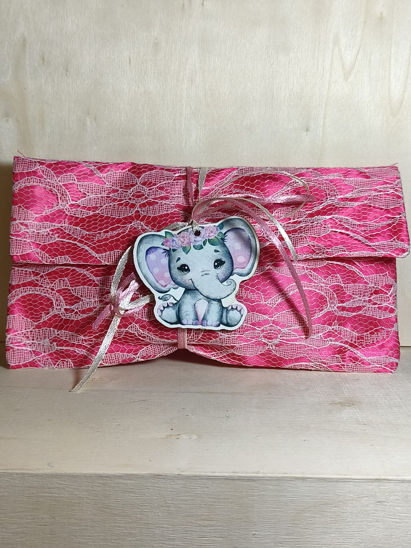 Mπομπονιερα Βαπτισης Πουγκι Δαντελα+Ελεφαντακι