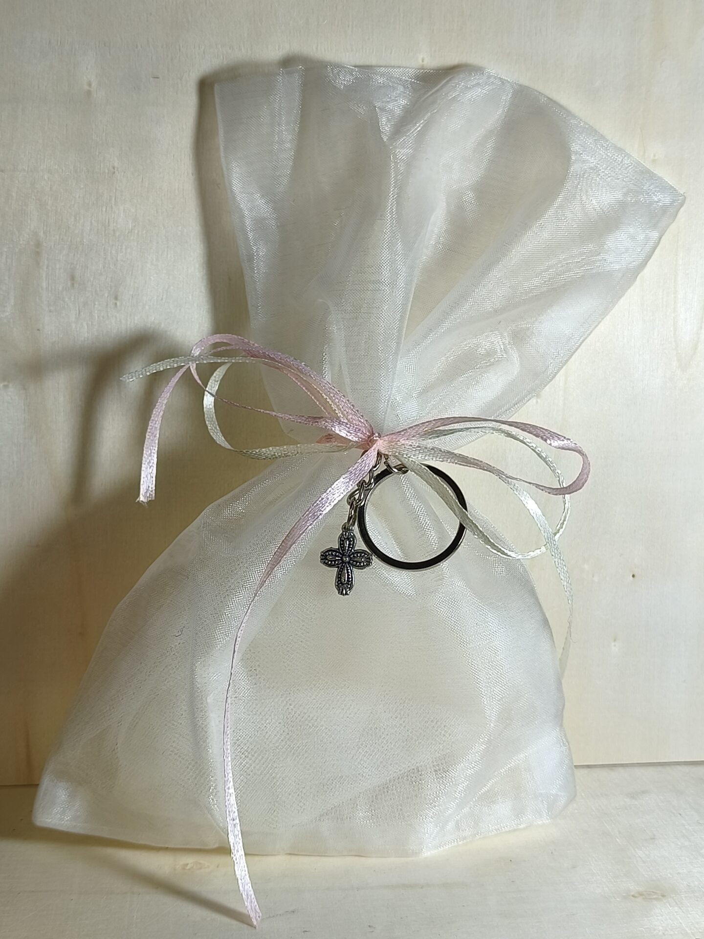 Mπομπονιερα Βαπτισης Πουγκι Οργαντινα+Σταυρος Μπρελοκ