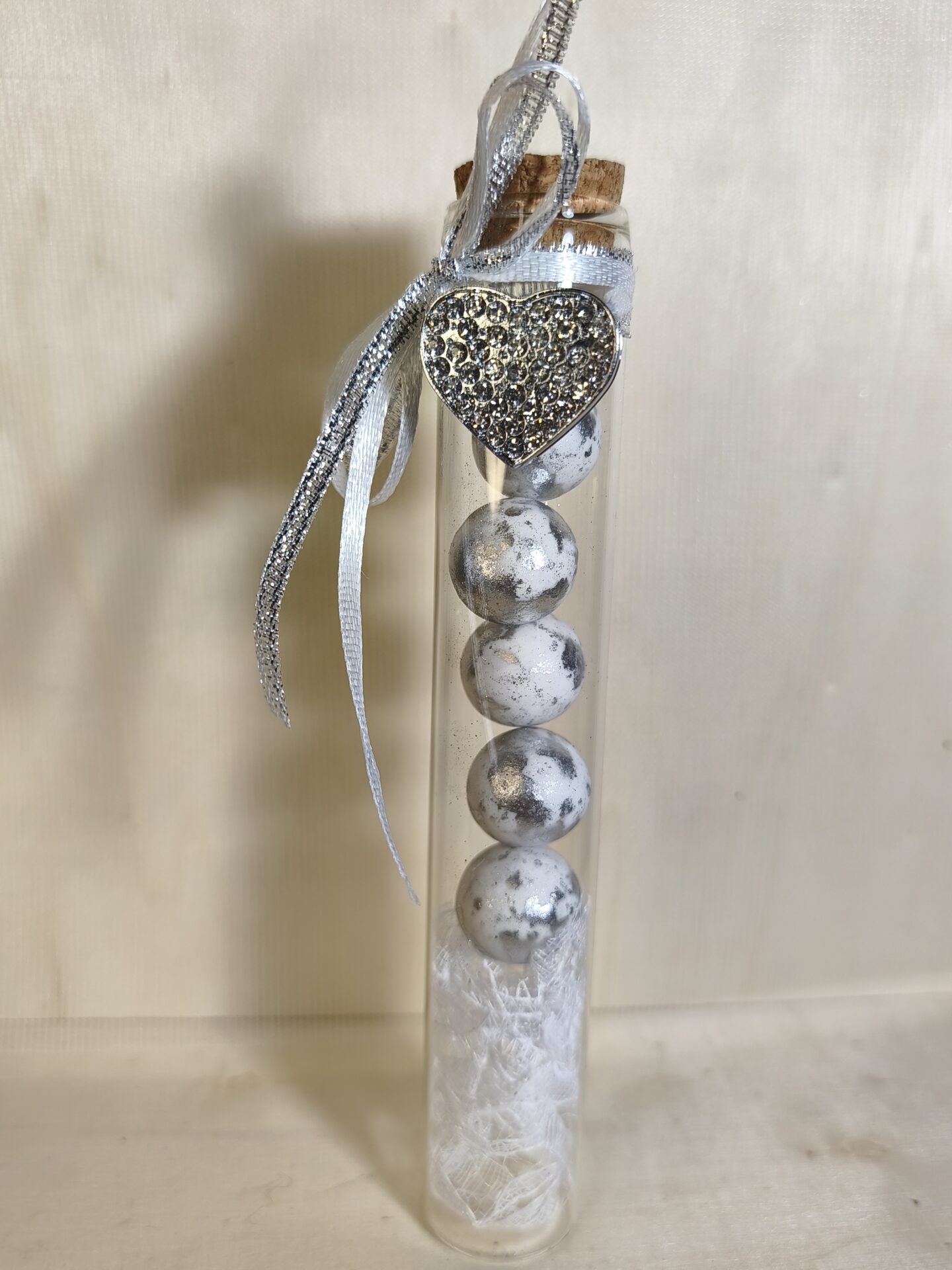 Mπομπονιερα Γαμου Δοκιμαστικος Σωληνας+Καρδια Στρας Με Δαντελα