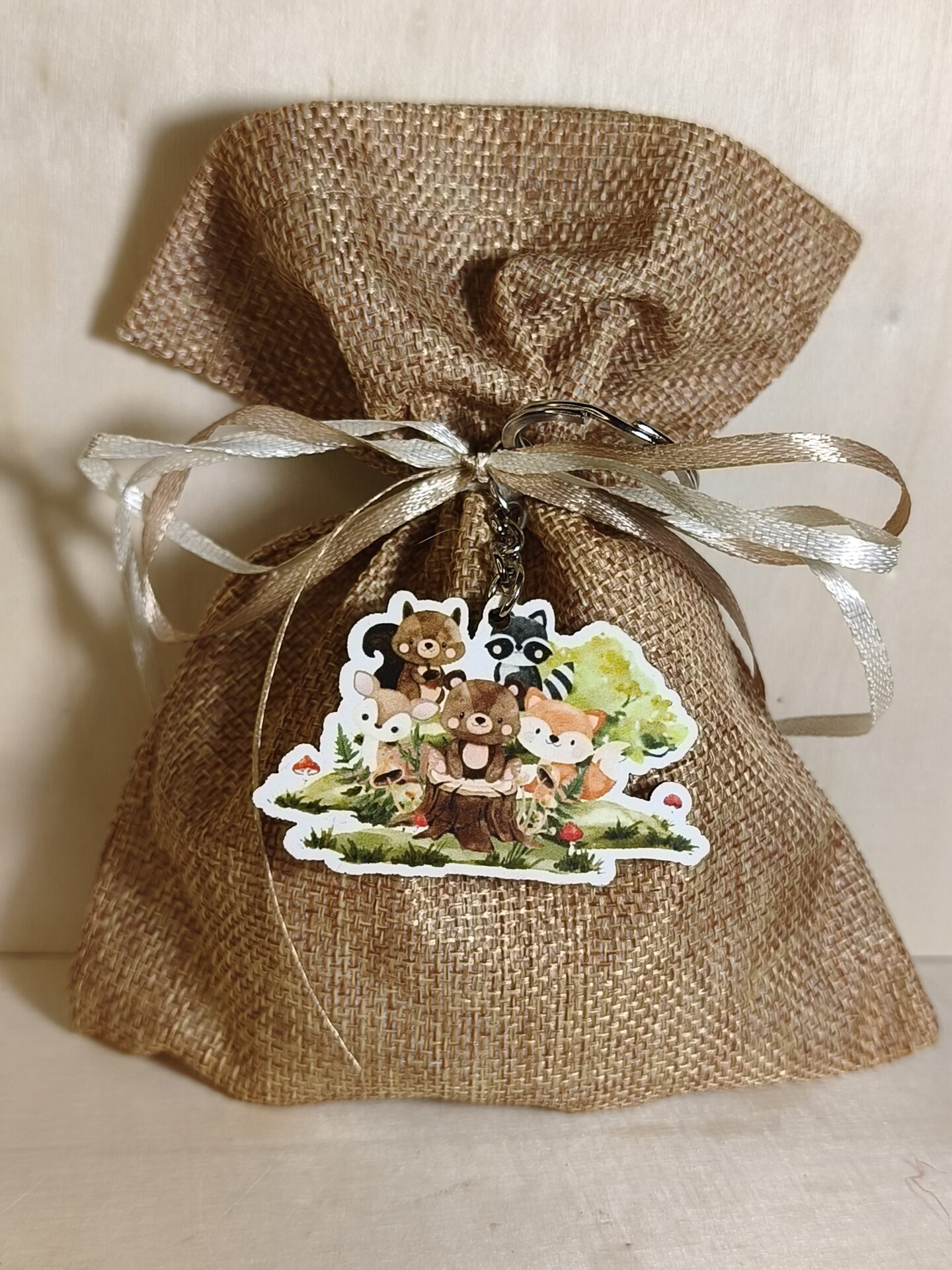 Mπομπονιερα Βαπτισης Πουγκι Καμβας+Ζωα Του Δασους Μπρελοκ