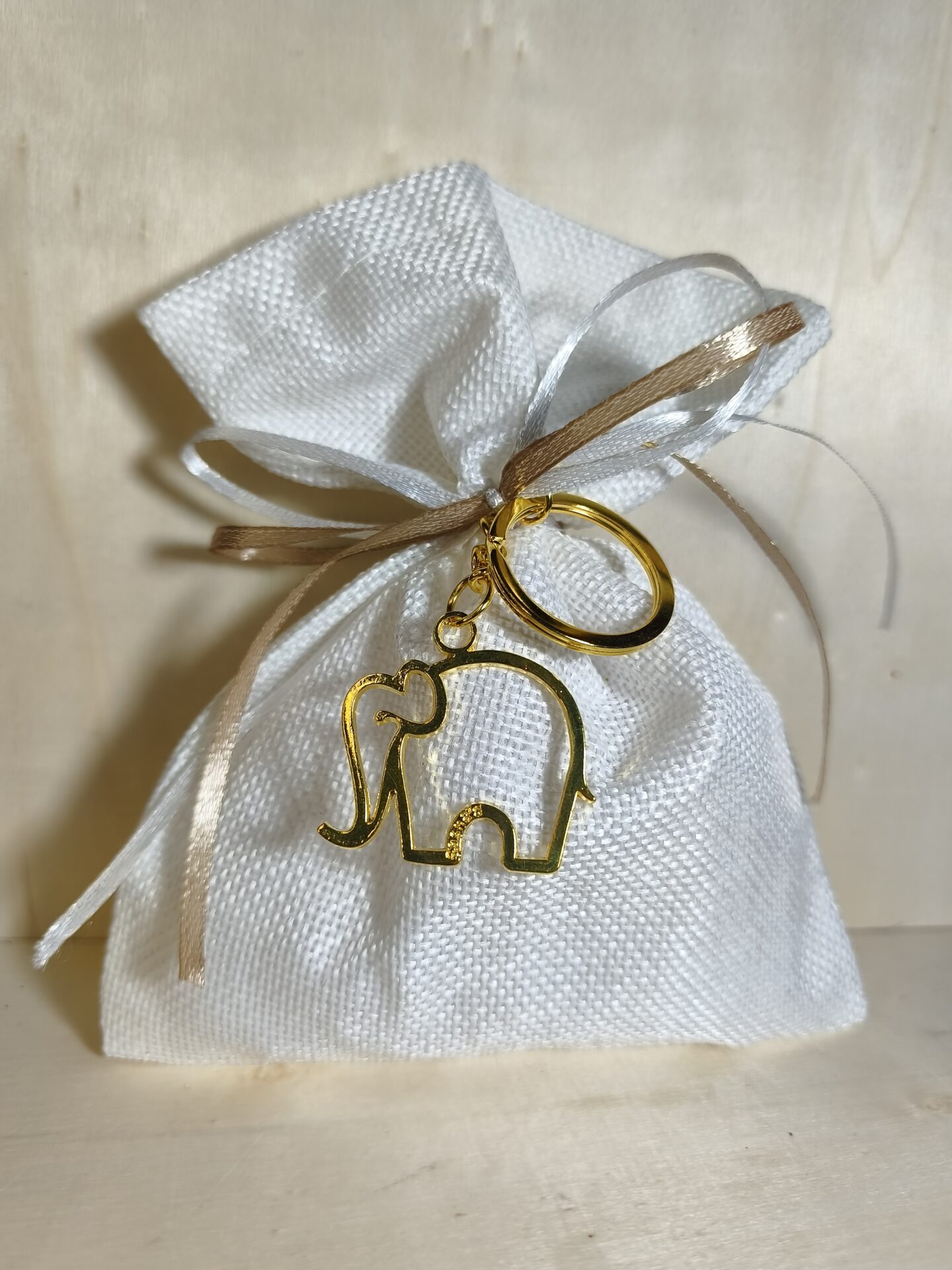 Mπομπονιερα Βαπτισης Πουγκι Καμβας+Ελεφαντακι Μπρελοκ